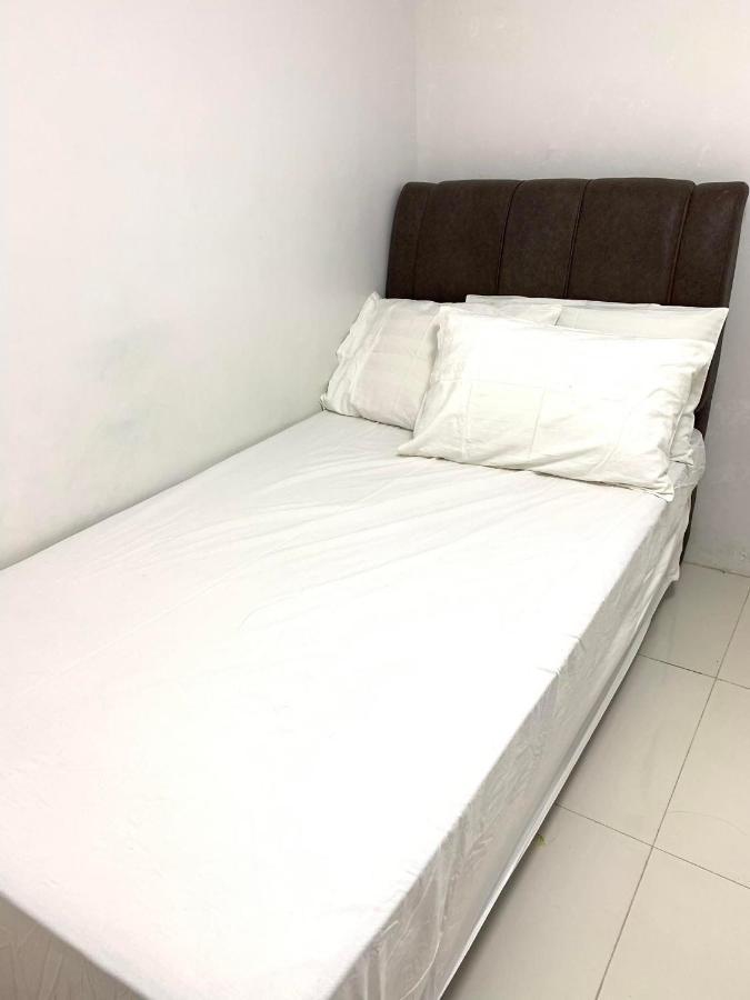 2 Bedroom Condo Unit With City And Mountain View Cebu Buitenkant foto