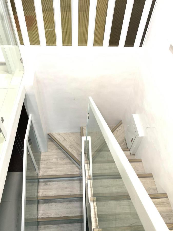 2 Bedroom Condo Unit With City And Mountain View Cebu Buitenkant foto