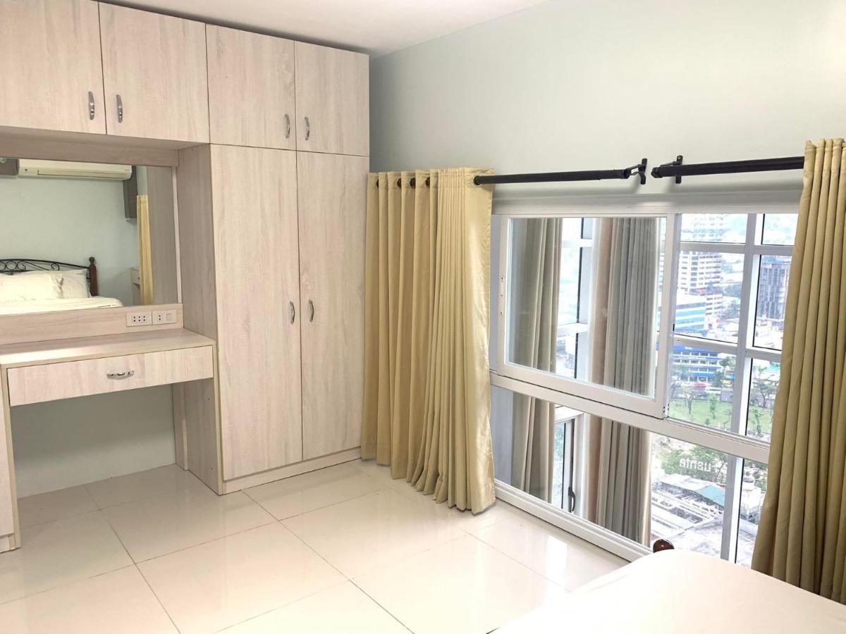 2 Bedroom Condo Unit With City And Mountain View Cebu Buitenkant foto